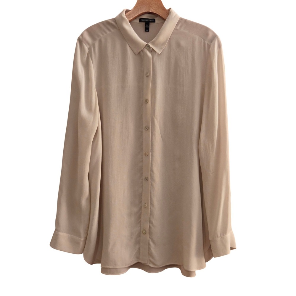 Eileen Fisher Ivory 100% Silk Georgette Classic Button Down LS Blouse Shirt Sz S